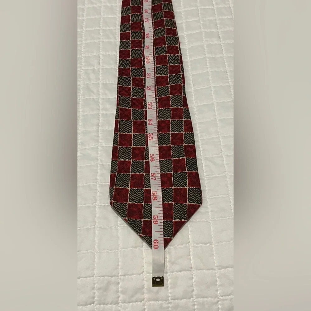 Bolgheri Men’s Vintage Red & Black Checkered Necktie, 100%Silk Made in Italy. - Picture 3 of 3